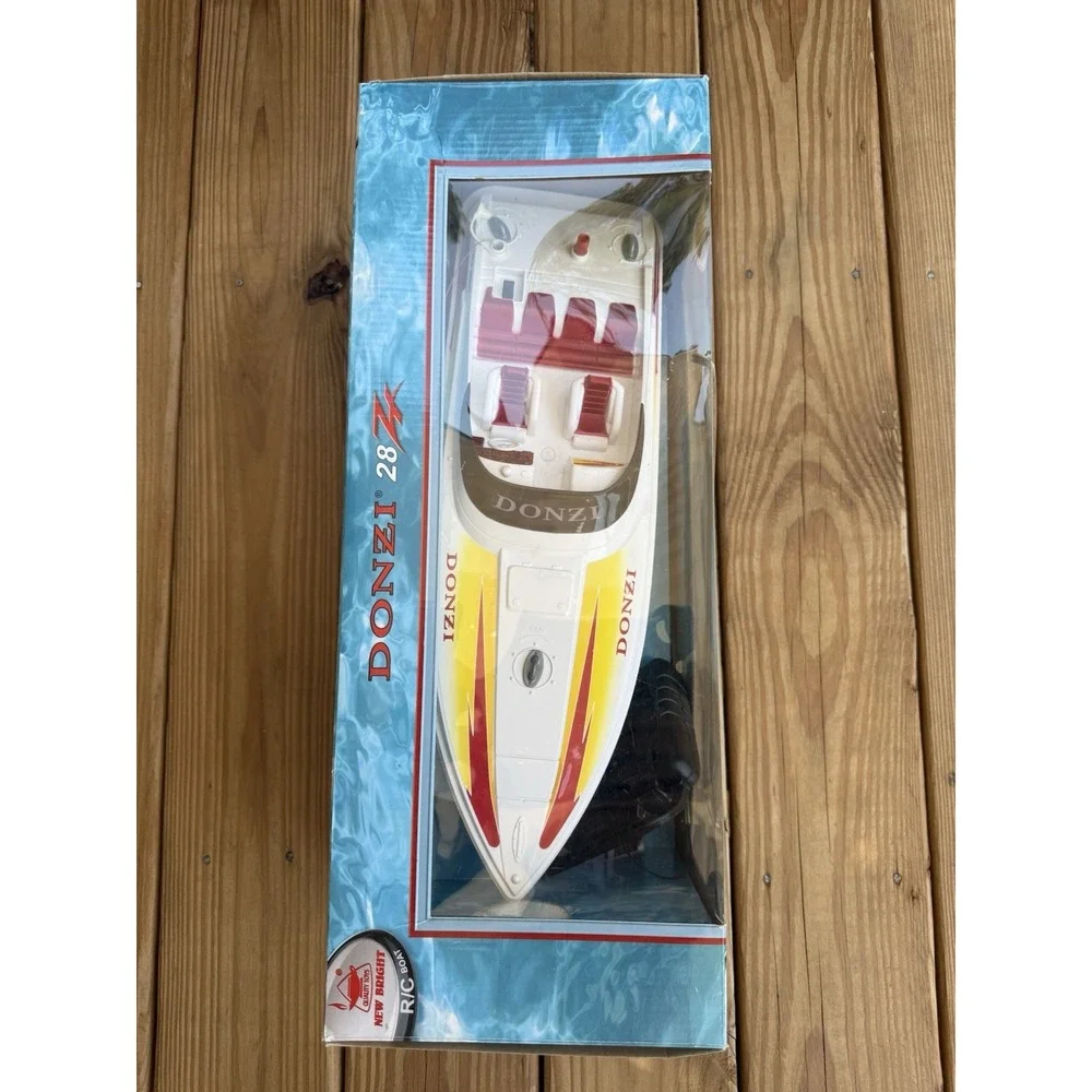 Vintage 2007 NEW Bright Marine Donzi 28 ZX RC Speed Boat Remote Control Racing